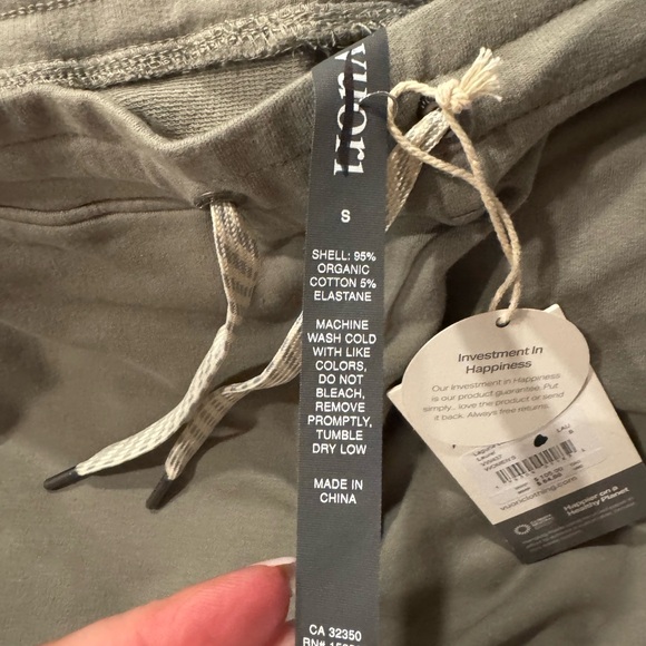 NWT Vuori Laguna Lounge Pant size Small - Picture 4 of 4